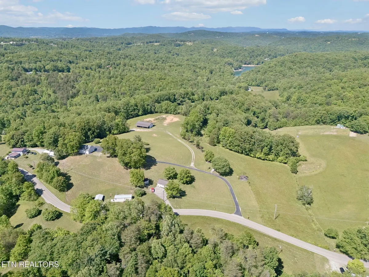 2245 Pinecrest Rd, Jacksboro, TN 37757 - #1