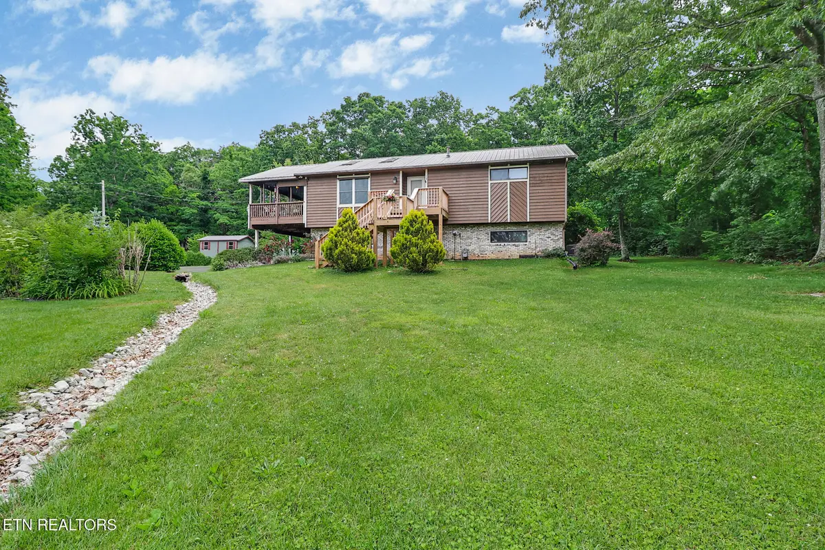8424 Cherokee Tr, Crossville, TN 38572 - #1
