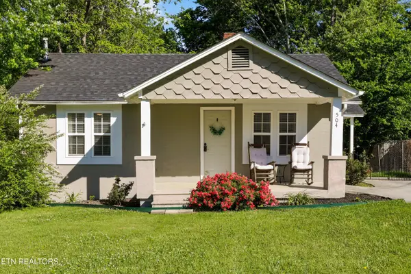 504 Cherokee Ave, Clinton, TN 37716