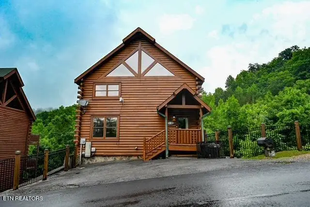 1044 Black Bear Cub Way, Sevierville, TN 37862 - #3