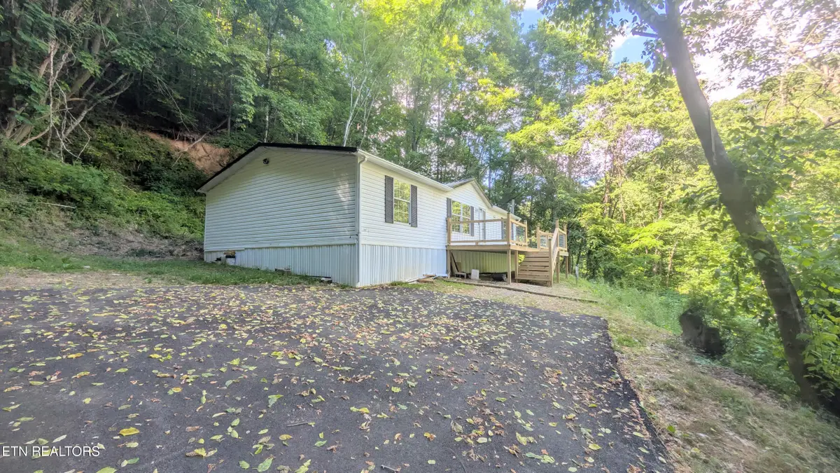 1347 Gnatty Branch Rd, Sevierville, TN 37876 - #1