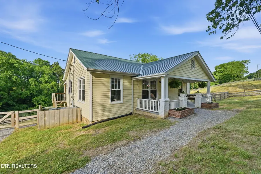 1276 Indian Ridge Rd, Blaine, TN 37709 - #3