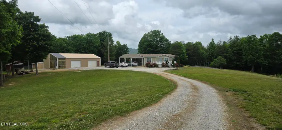 815 Crooked Branch Pvt Rd, Huntsville, TN 37756 - #3