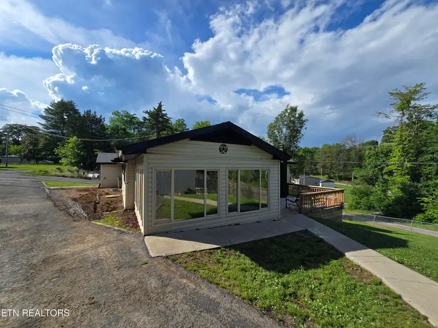 196 Cedar Lane, New Tazewell, TN 37825 - #2