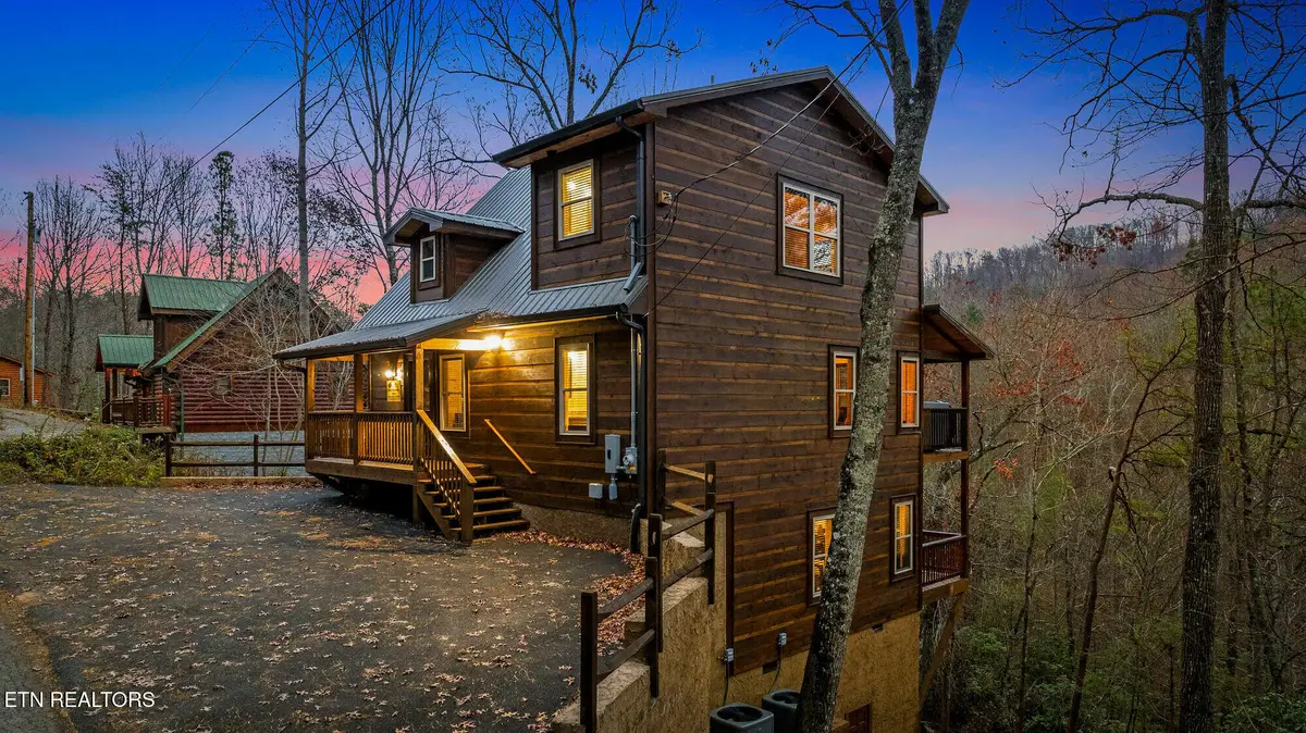 1828 Beach Front, Sevierville, TN 37876 - #1