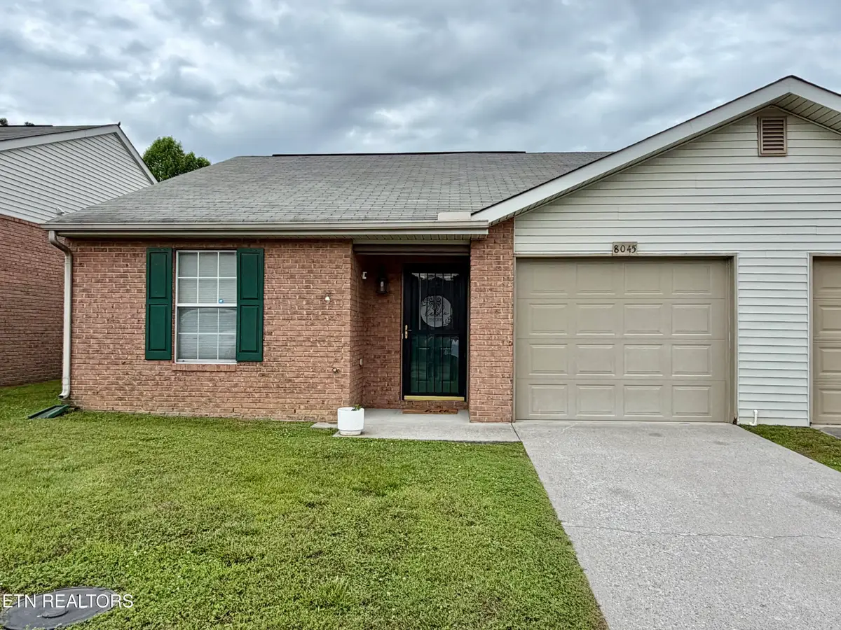 8045 Stablegate Way, Powell, TN 37849 - #1