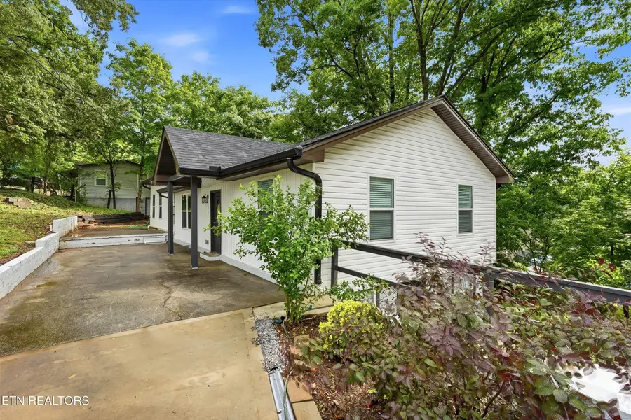 3410 Solway Rd, Knoxville, TN 37931 - #2
