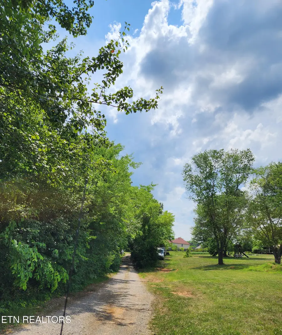 1017 Catlett Rd, Knoxville, TN 37932 - #2
