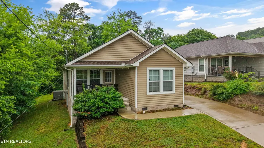 3401 Bishop St, Knoxville, TN 37921 - #2