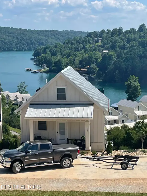 134 E Harbor View Lane #B, LaFollette, TN 37766
