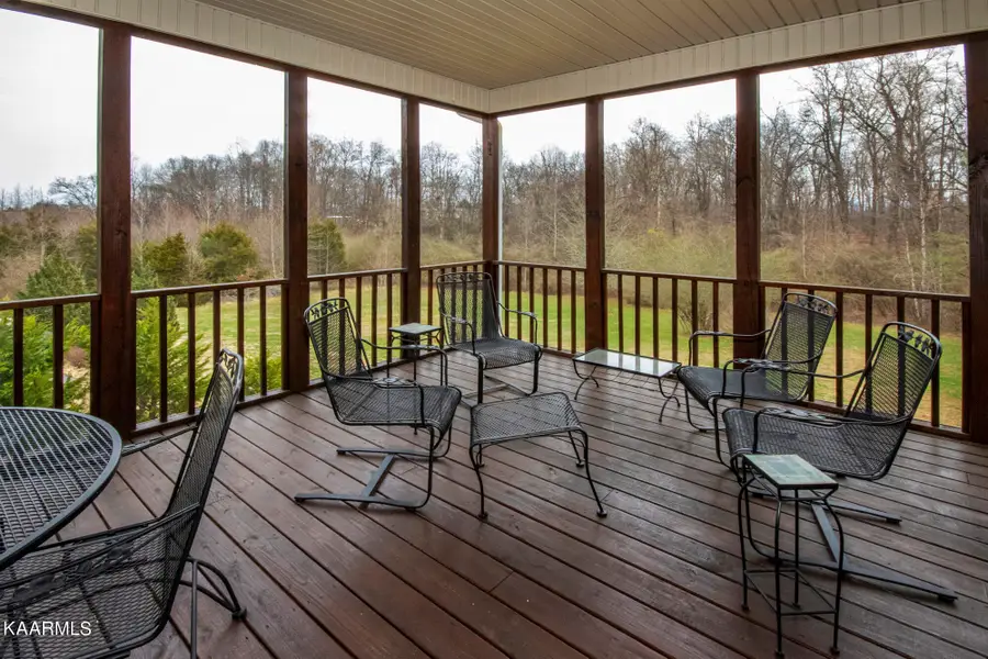 140 Nunyu Tr, Vonore, TN 37885 - #3