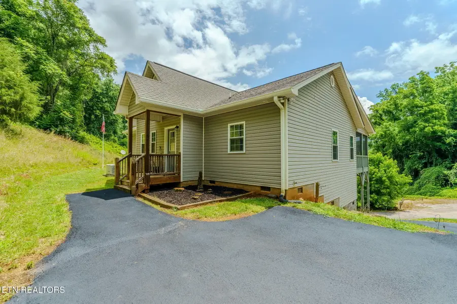 188 Happy Hollow Rd, Madisonville, TN 37354 - #2