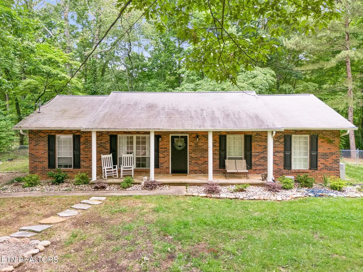 1036 Forest Heights Circle, Lenoir City, TN 37772 - #1