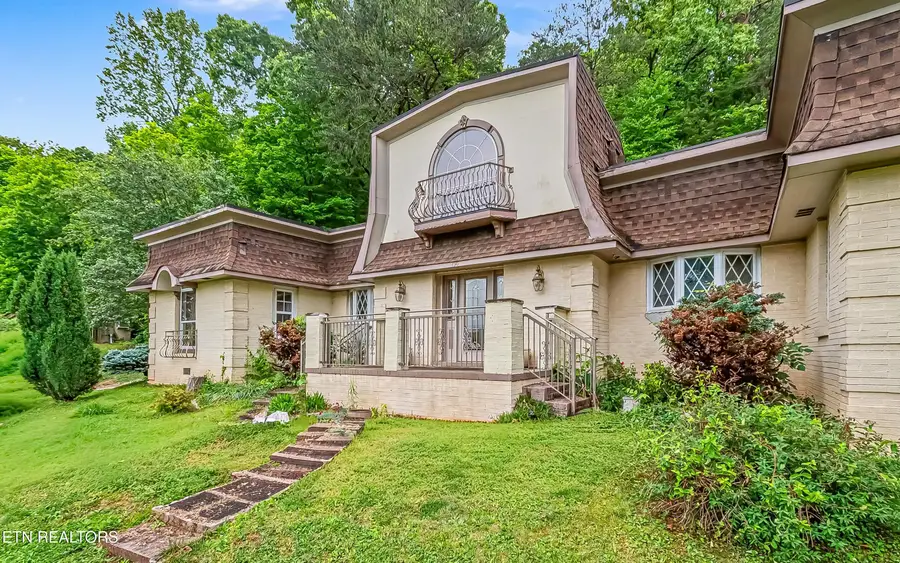 130 Old Knoxville Hwy, Oliver Springs, TN 37840 - #3