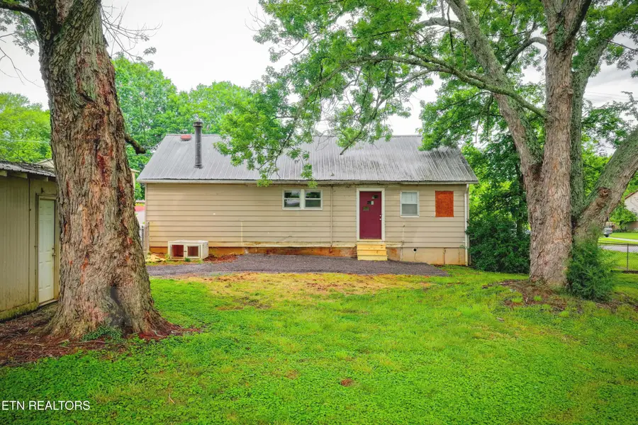 408 Amerine Rd, Maryville, TN 37804 - #3