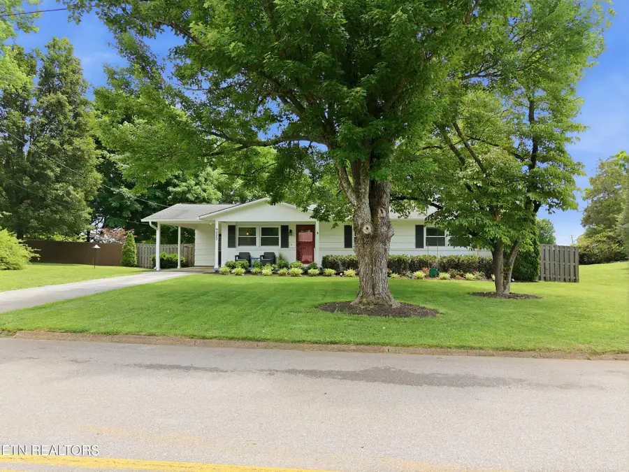 9220 SW Guyot Drive, Knoxville, TN 37922 - #2