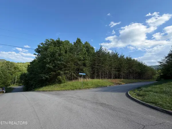 Lot #36 Burning Oaks Drive Drive, Sevierville, TN 37876