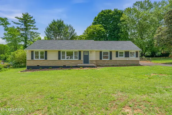 3109 Cross Valley Rd, Knoxville, TN 37917