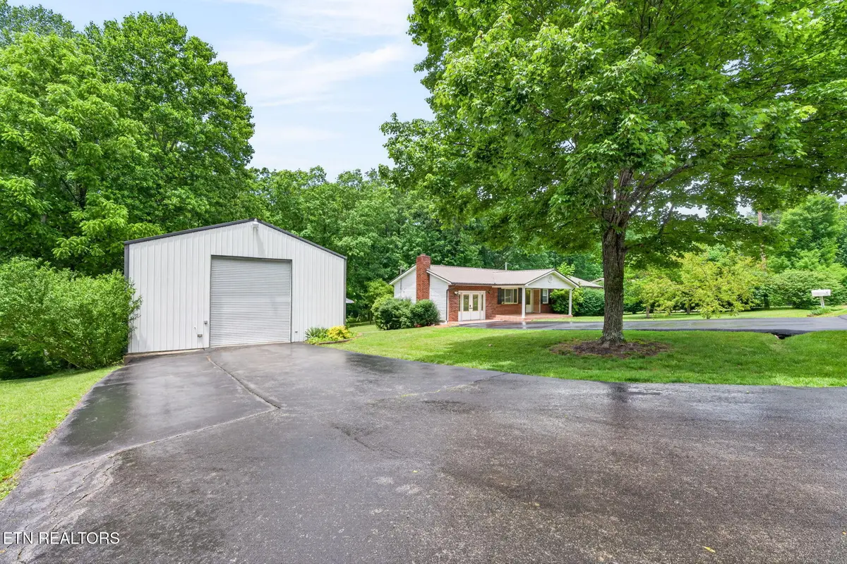 340 Prentice St, Crossville, TN 38555 - #1