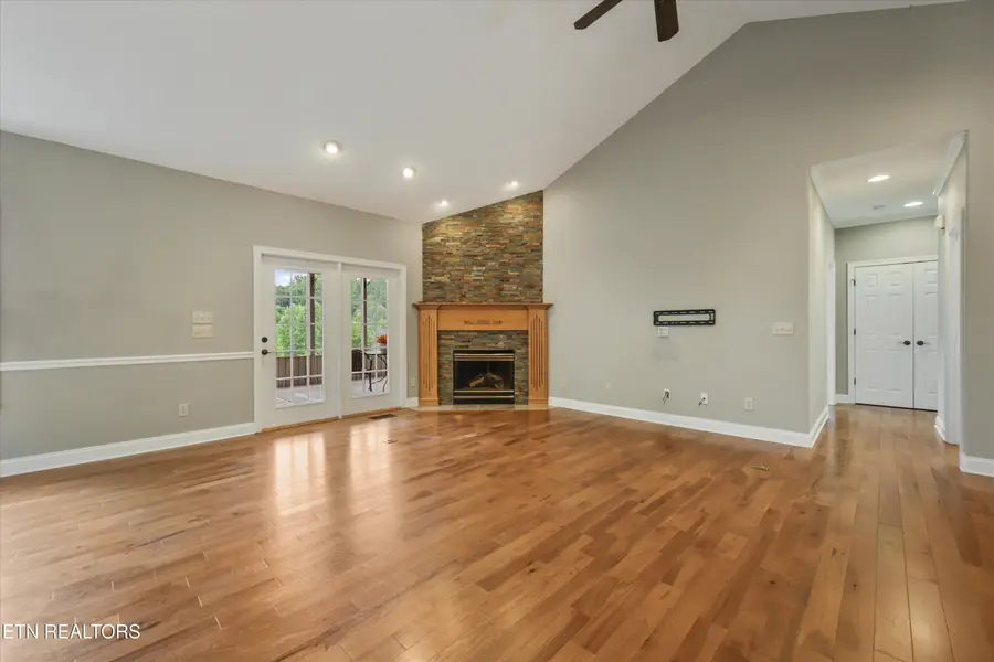 145 Nunyu Tr, Vonore, TN 37885 - #3