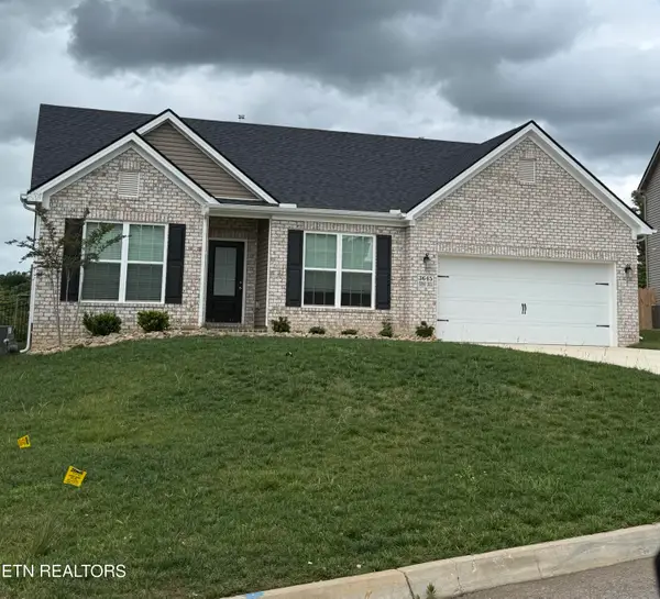 3645 Crimson Circle, Maryville, TN 37801