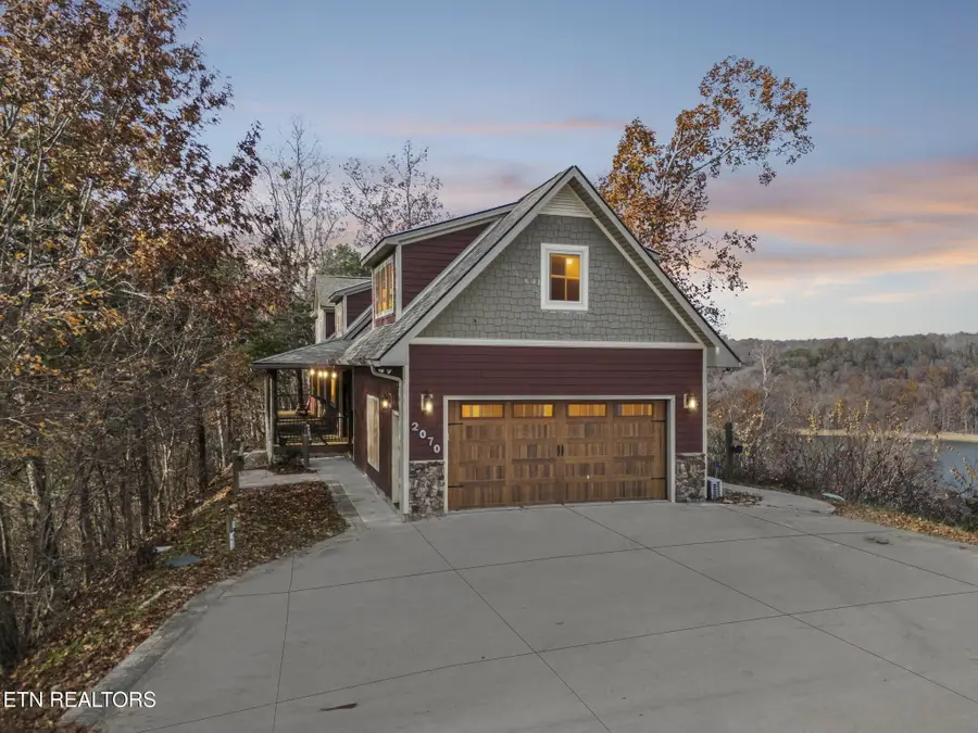 2070 Holly Bend Drive, Byrdstown, TN 38549 - #2