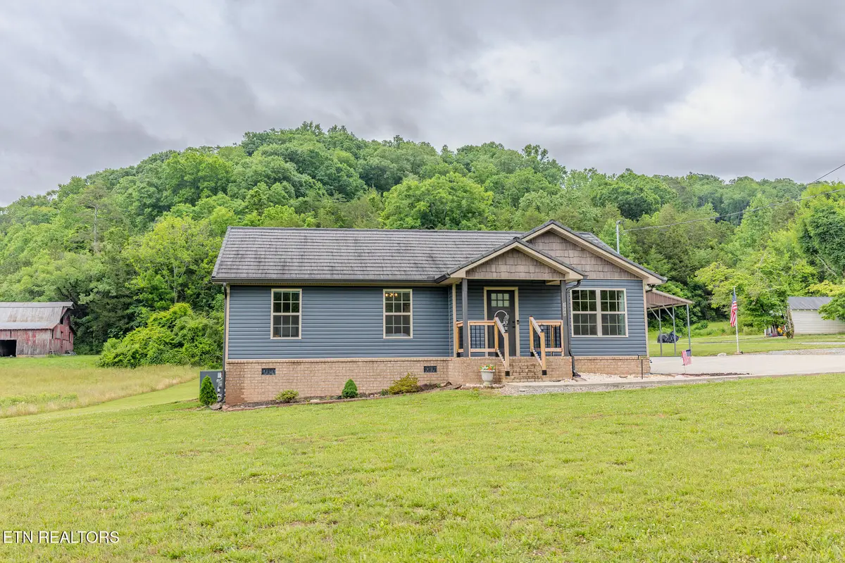 3988 Dutch Valley Rd, Clinton, TN 37716 - #1