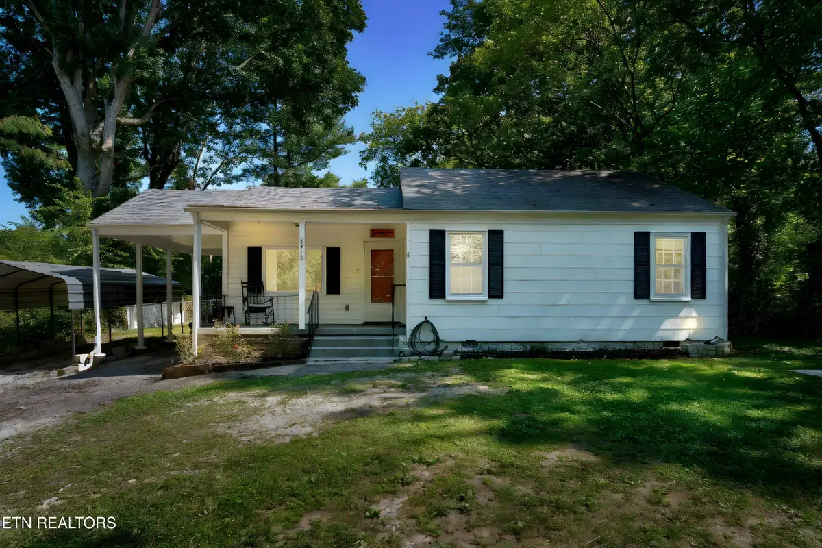 512 Akers St, Maryville, TN 37804 - #1