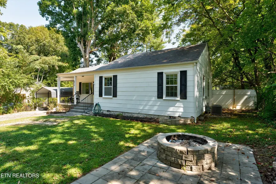 512 Akers St, Maryville, TN 37804 - #2