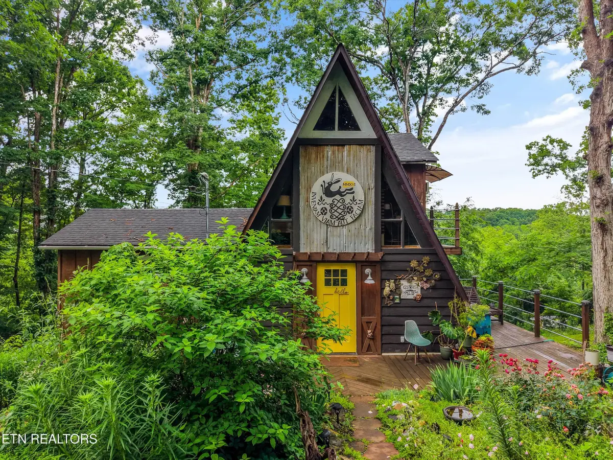1535 Mayflower Lane, Dandridge, TN 37725 - #1
