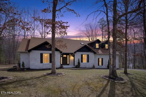 204 Meadowview Drive, Crossville, TN 38558