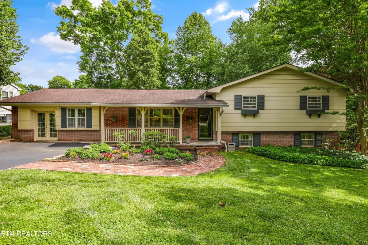 7736 Luxmore Drive, Knoxville, TN 37919 - #1
