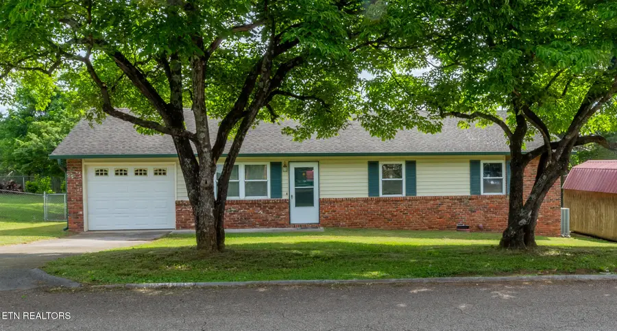 5808 Mondale Rd, Knoxville, TN 37912 - #3