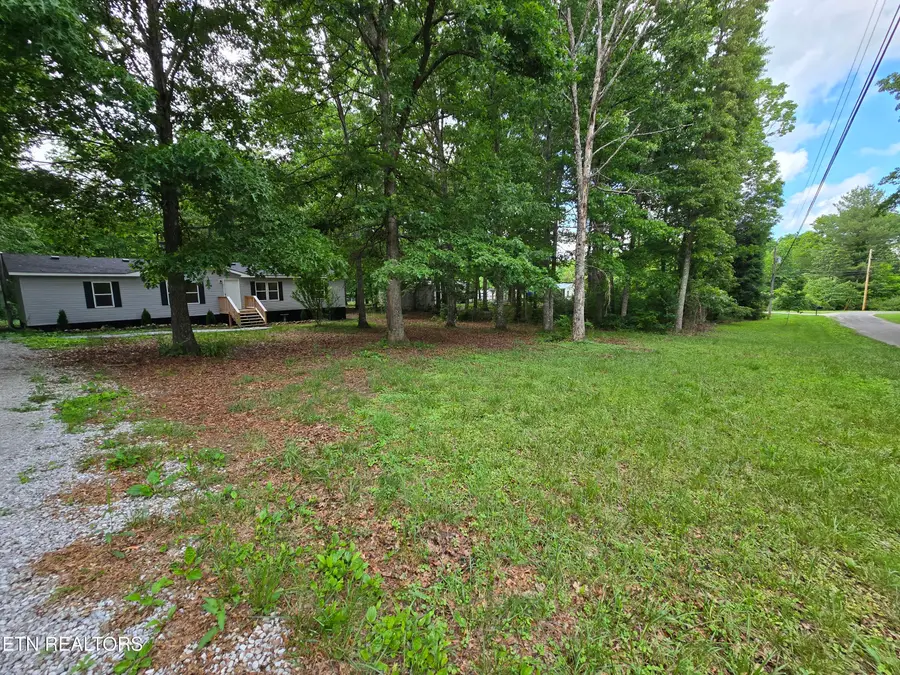 601 Foxwood Drive, Crossville, TN 38571 - #2