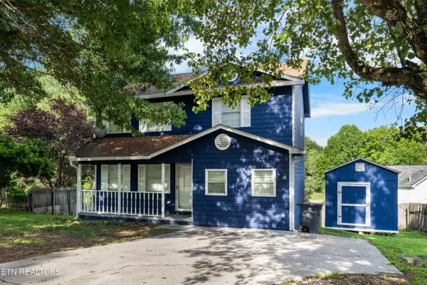 2004 Hyde Park Lane, Knoxville, TN 37921