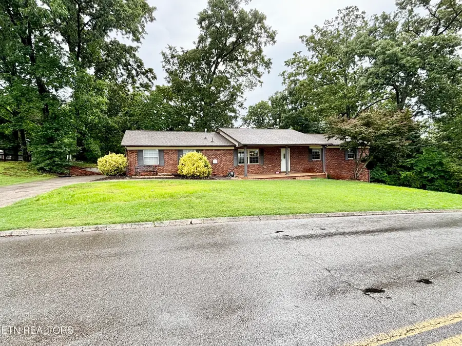7512 Temple Acres Drive, Knoxville, TN 37938 - #2