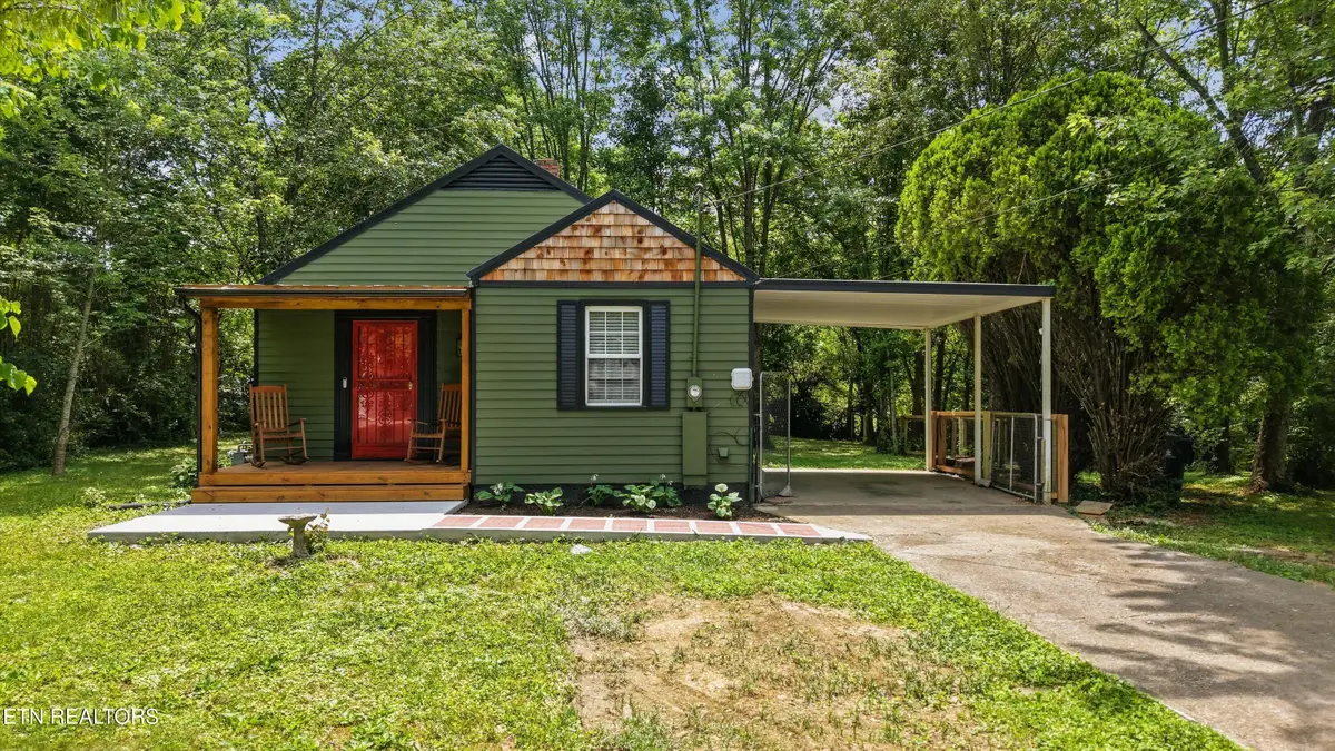 3706 Fairmont Blvd, Knoxville, TN 37917 - #1