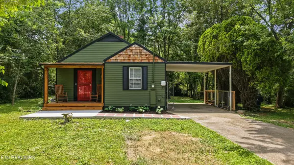 3706 Fairmont Blvd, Knoxville, TN 37917