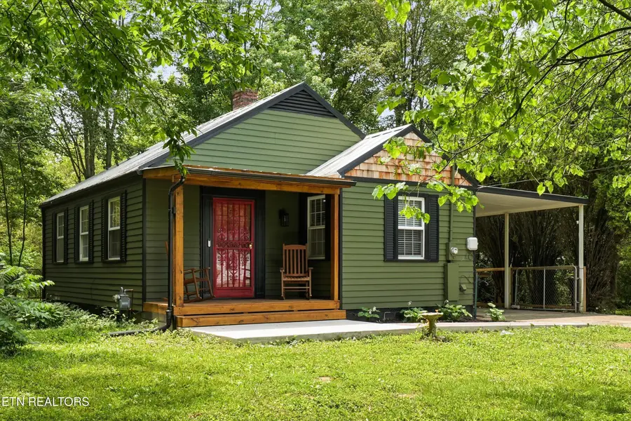 3706 Fairmont Blvd, Knoxville, TN 37917 - #3