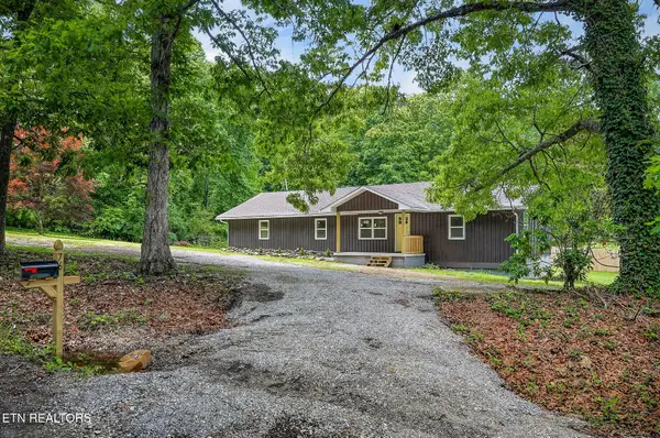 76 Ed Houston Rd, Crossville, TN 38571