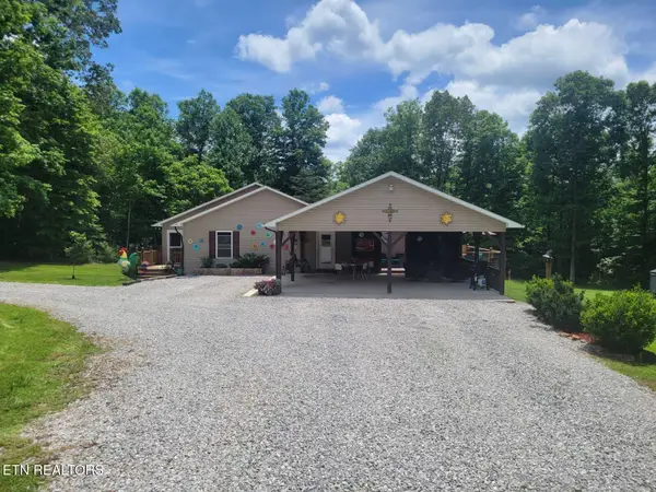 228 Paul Wheeler Lane, Jamestown, TN 38556