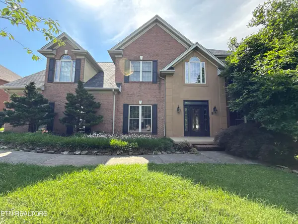 1330 Berkley Hills Lane, Powell, TN 37849
