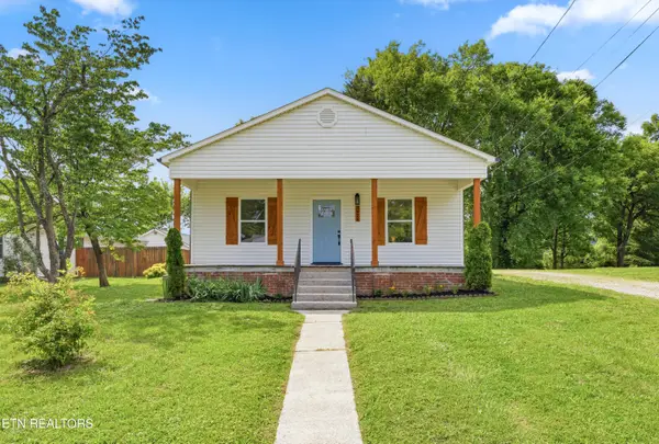 2628 Woodrow Drive, Knoxville, TN 37918