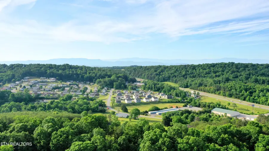 294 Milldale Rd, Dandridge, TN 37725 - #2