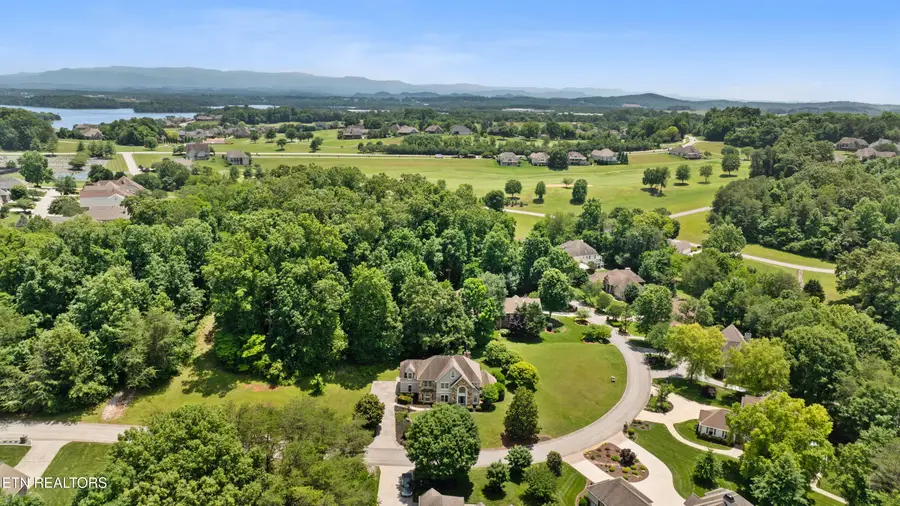 612 Sandpiper Drive, Vonore, TN 37885 - #2