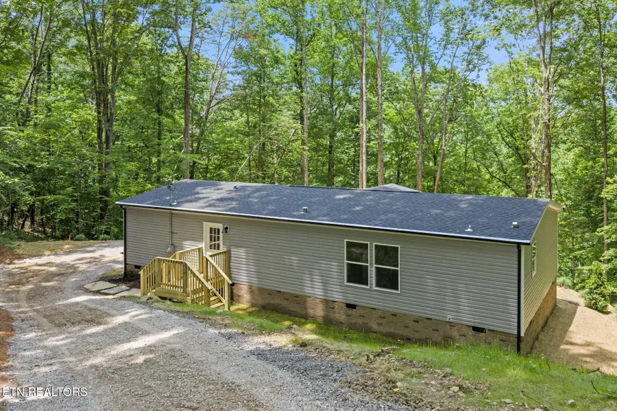 206 Cumberland View Est Rd, Rocky Top, TN 37769 - #3
