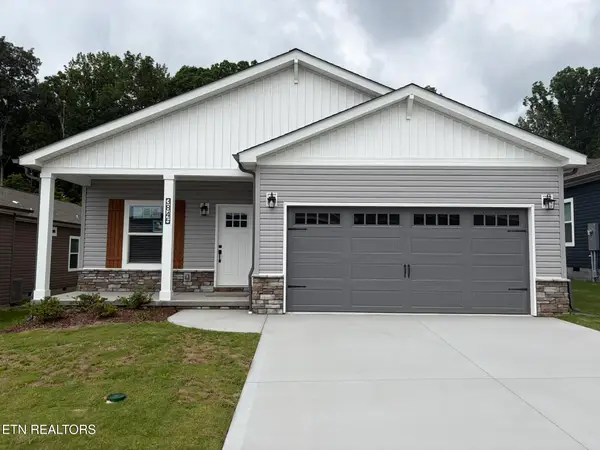 3845 Crimson Clover Lane, Knoxville, TN 37924