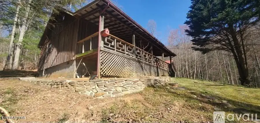 297 Dockery Rd, Tellico Plains, TN 37385 - #1