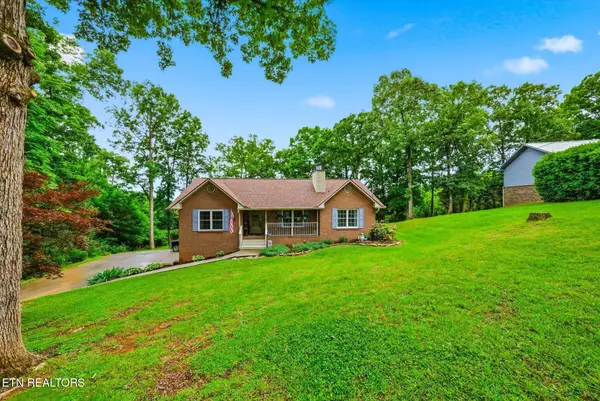 827 Hinkle Estates Drive, Seymour, TN 37865