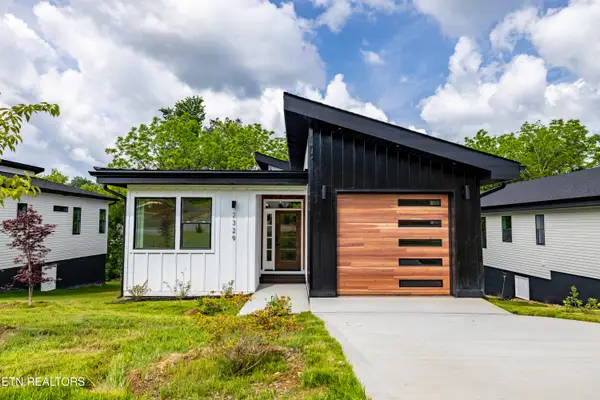 2329 Rock Gardens Drive, Sevierville, TN 37876